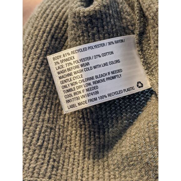 Knox Rose Thermal Lace Top Long Sleeve Green S Layer Boho Split V Neck Cuffed - Picture 9 of 9